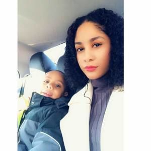 Meet your Posher, Dariely